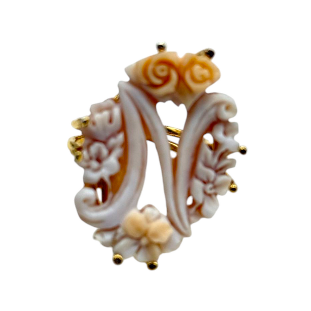 "Initial" ring cameo engraved on shell and mounted on silver