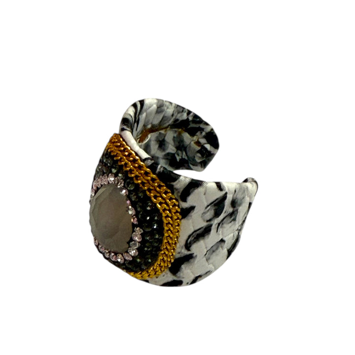 End of collection - leather and zirconia ring