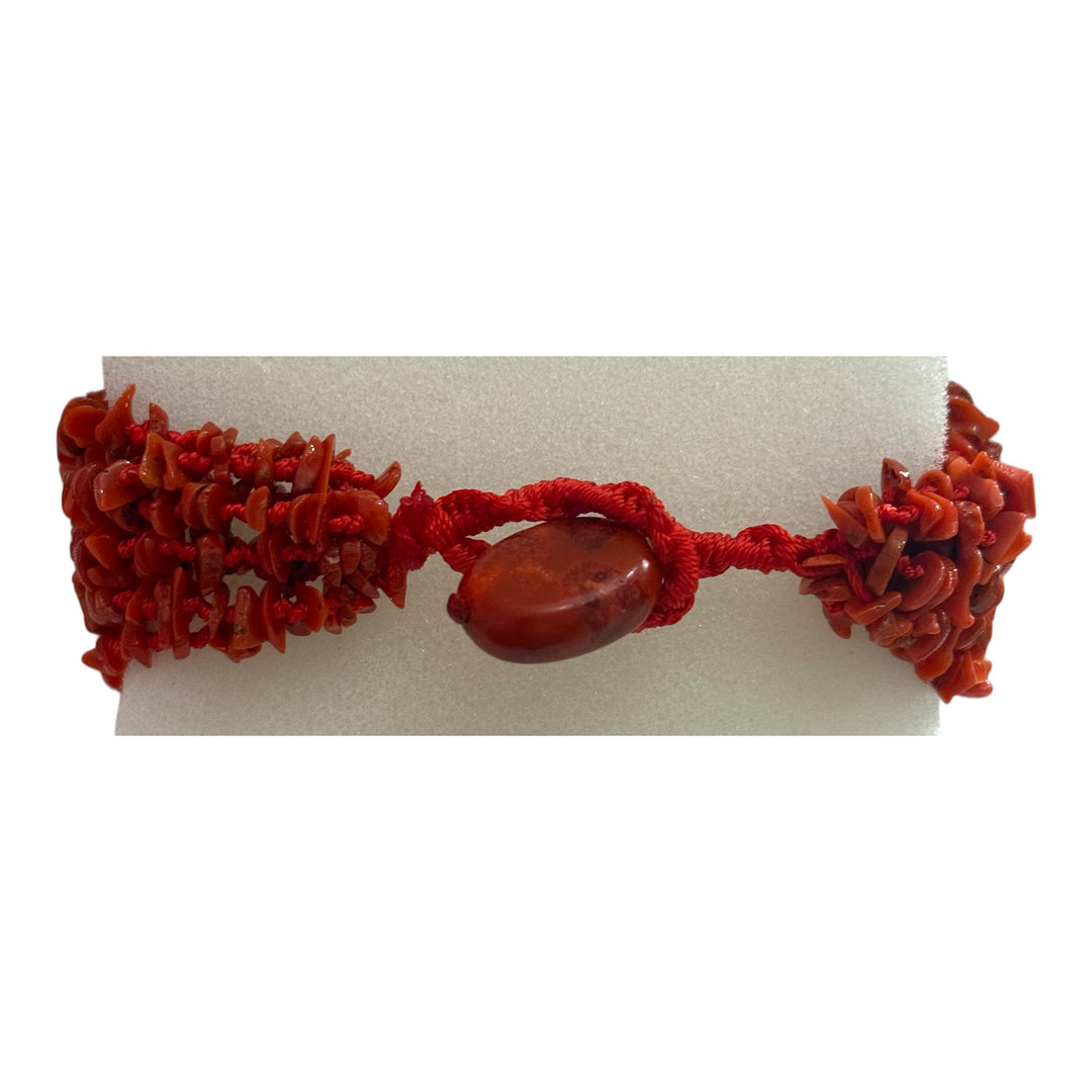 Bracciale dea cammeo con corallo rosso vero