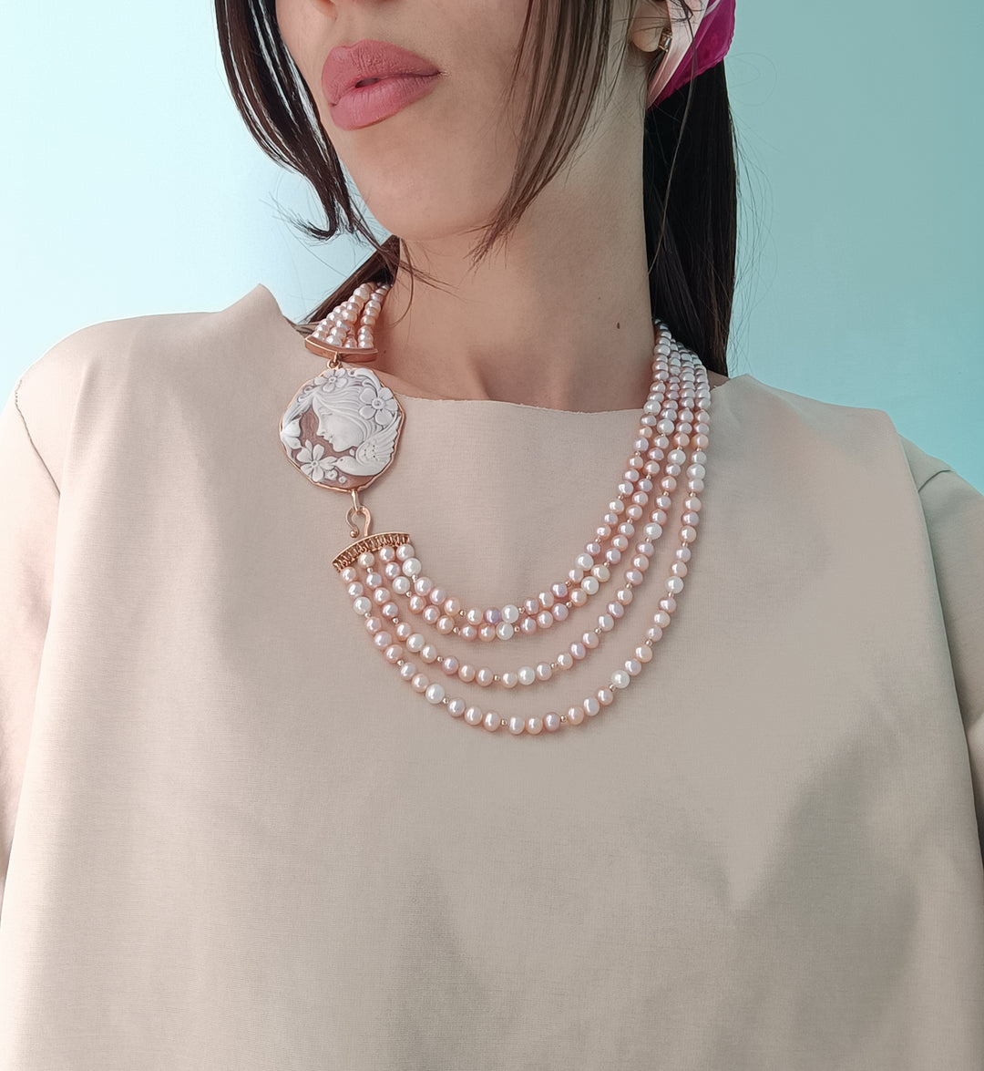 Collana dea dei fiori in cammeo montato su argento