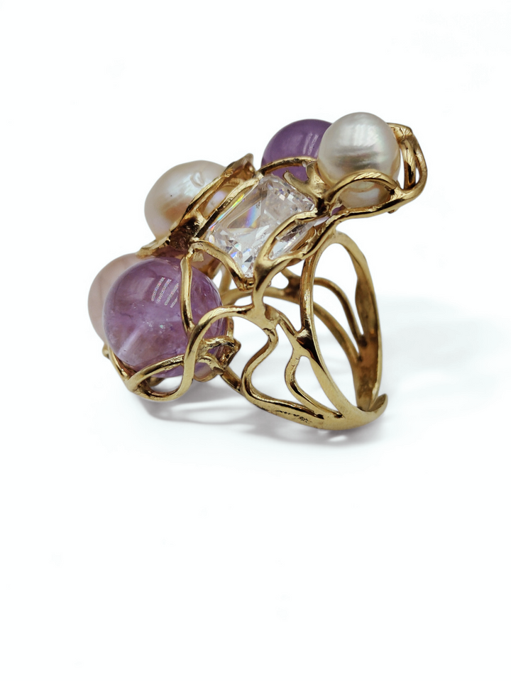 Pearl, coral, pink agate and rock crystal ring on silver