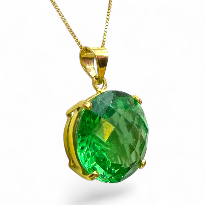 Green topaz pendant necklace set in silver