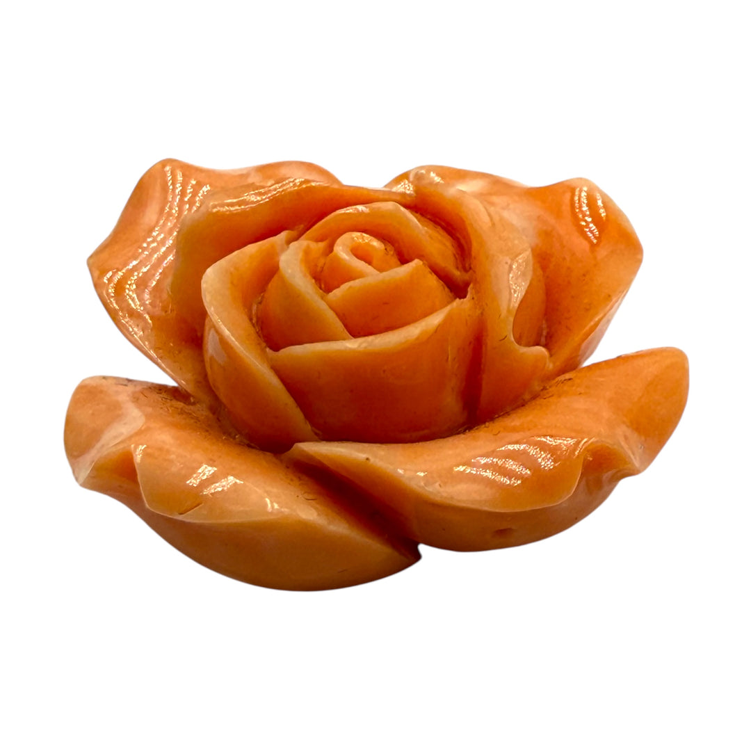 Cabochon “rosa di corallo Cerasuolo” inciso su corallo rosa Cerasuolo