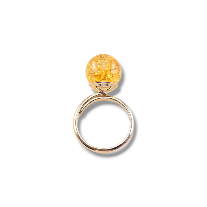Anello rotondo di ambra del baltico montato in argento