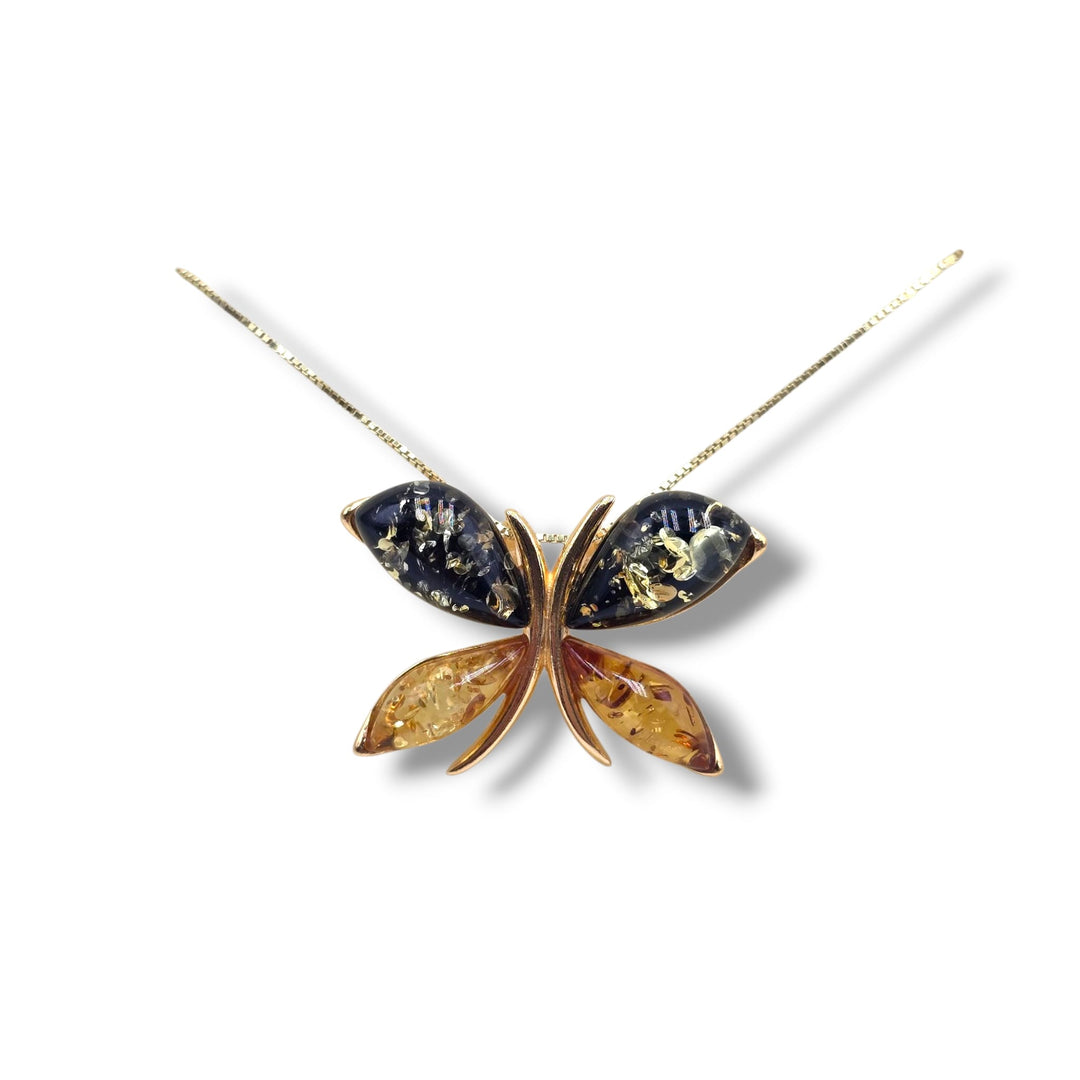 Collana ciondolo farfalla di ambra montata in argento dorato