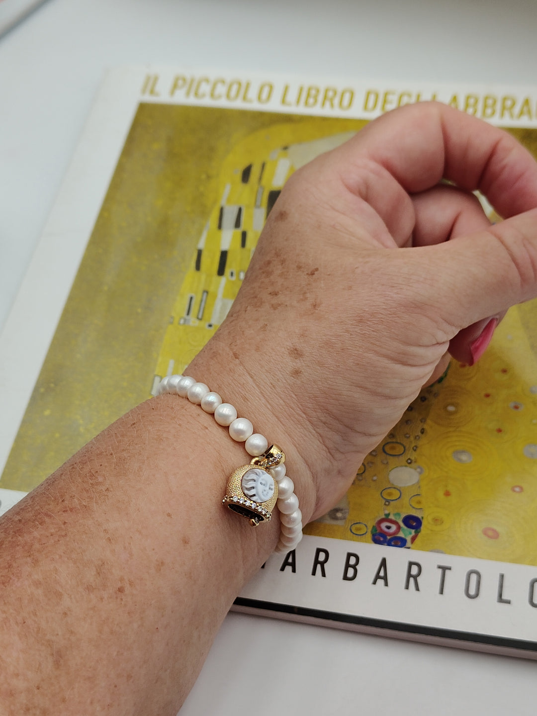 Bracciale campanella caprese in cammeo montato su argento