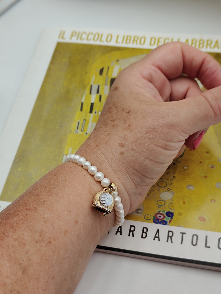 Bracciale campanella caprese in cammeo montato su argento