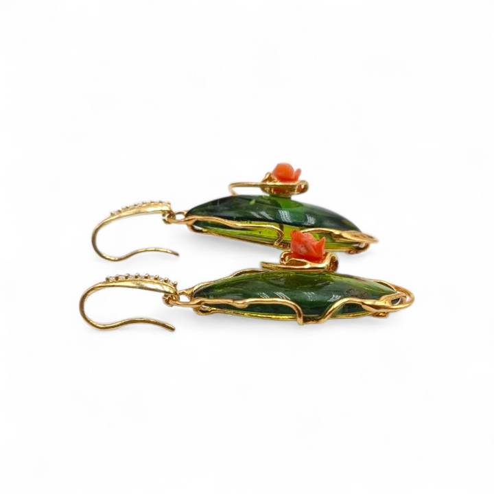 Orecchini Ovale di Ambra verde e rosa di corallo montati in Argento Dorato