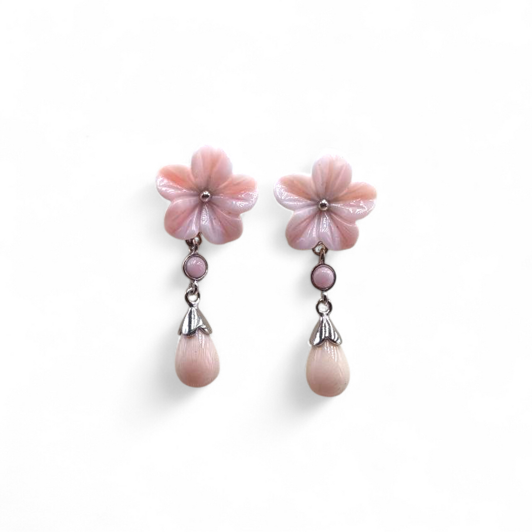 Orecchini Fiore di Conchiglia rosa montati in Argento