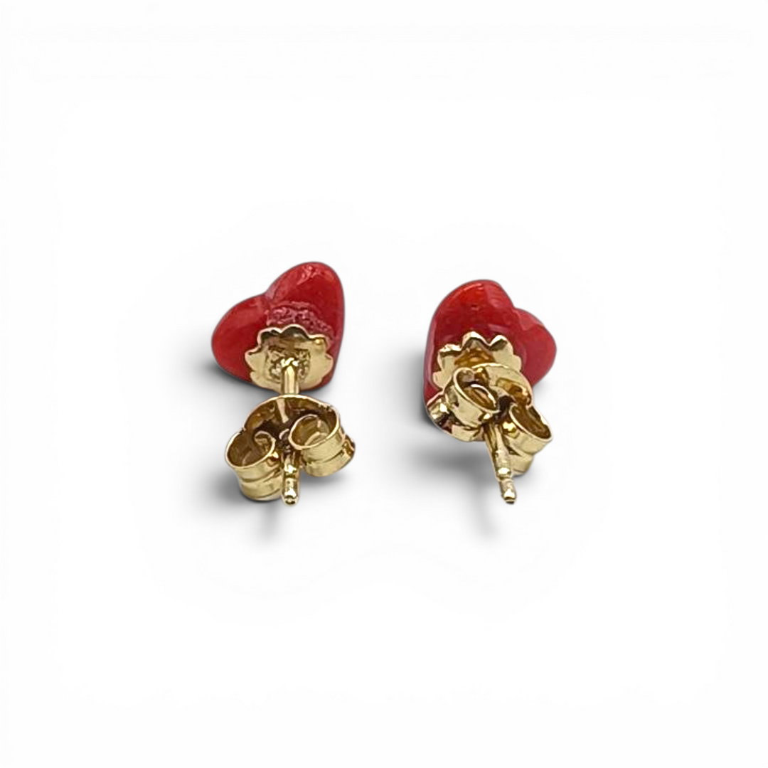 Orecchini Cuori di Corallo rosso montato in Argento Dorato