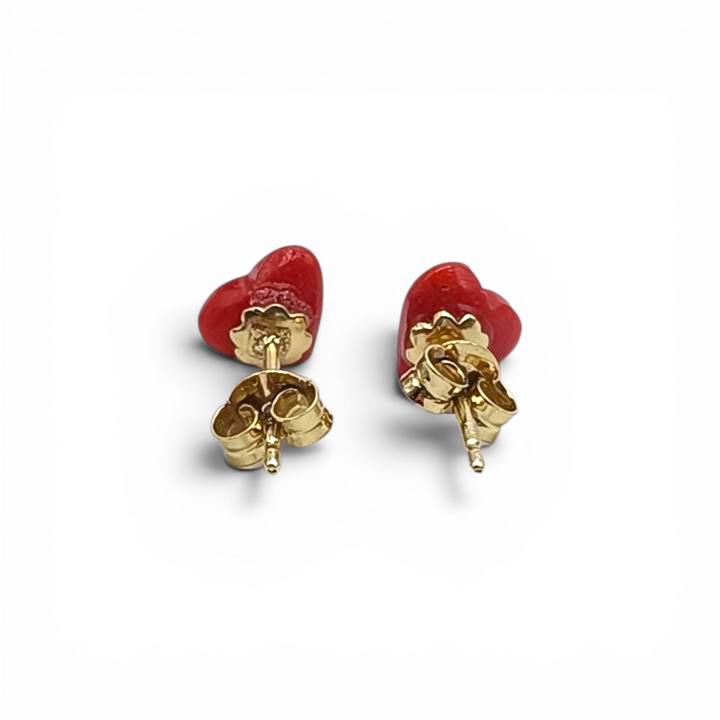 Orecchini Cuori di Corallo rosso montato in Argento Dorato