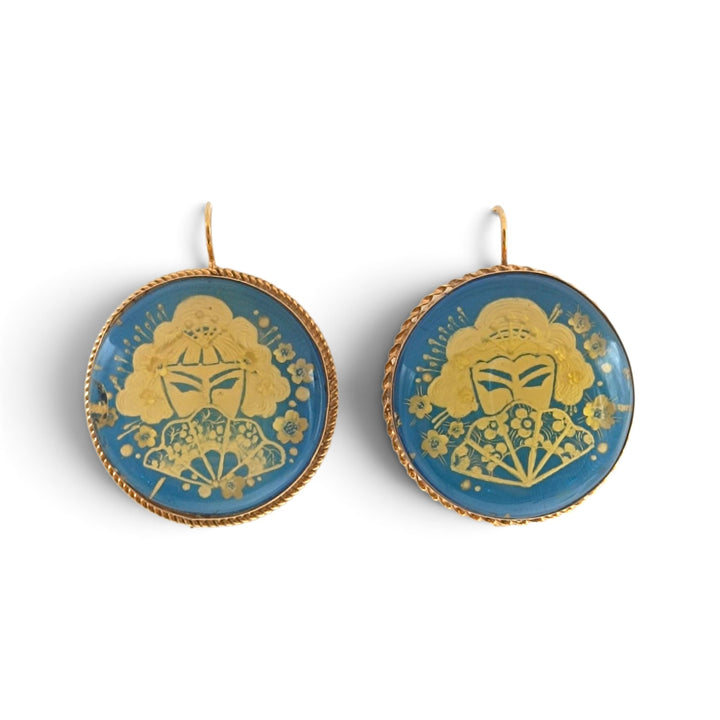 Orecchini Geisha di Ambra blu montati in Argento Dorato