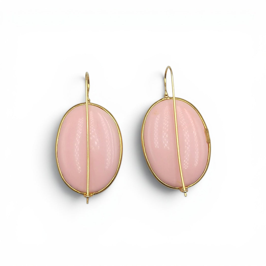 Orecchini Ovali di Pasta di Corallo rosa montati in Argento Dorato