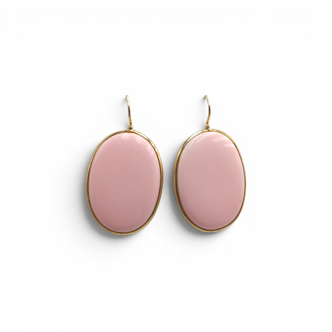 Orecchini Ovali di Pasta di Corallo rosa montati in Argento Dorato
