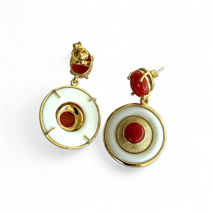 Orecchini di agata e corallo montati in argento galvanica oro