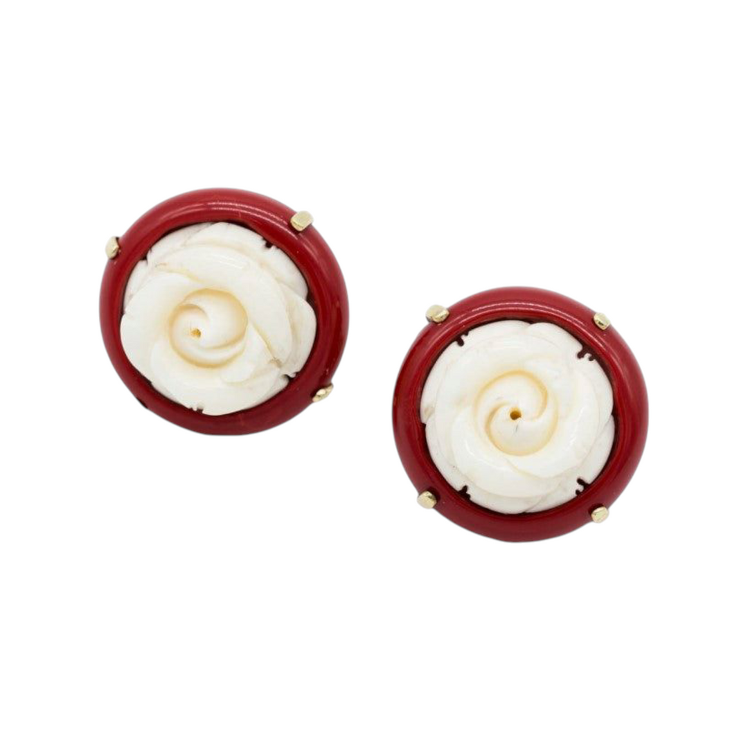 Orecchini fiore in pasta di avorio montati su pasta di corallo Lucia Vitiello Gioielli di Napoli