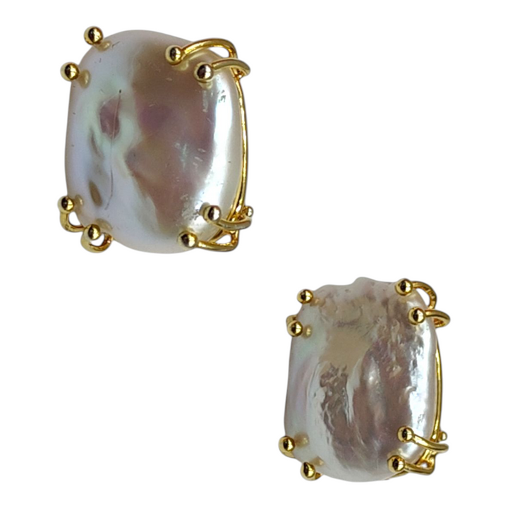 Special square earrings in scaramazza pearl mounted on gold-plated silver