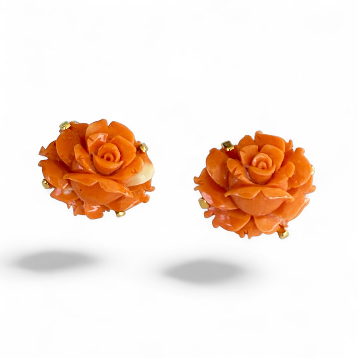Cerasuolo coral rose earrings mounted on silver