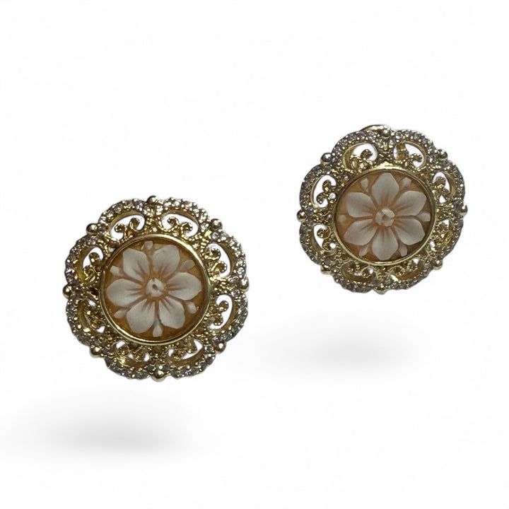 Floral patch earrings set in silver and zirconia