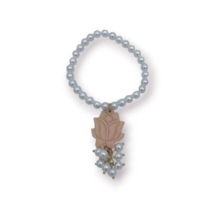 Bracciale tulipano in cammeo montati su perle