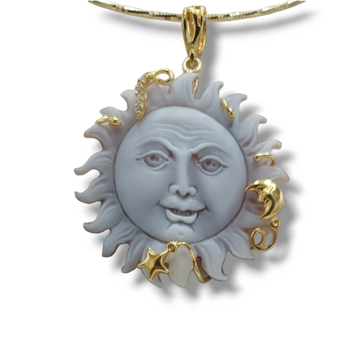 Collana ciondolo sole in cammeo montato su argento