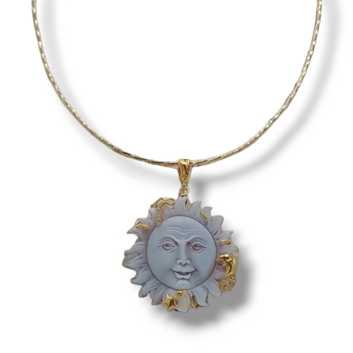 Collana ciondolo sole in cammeo montato su argento