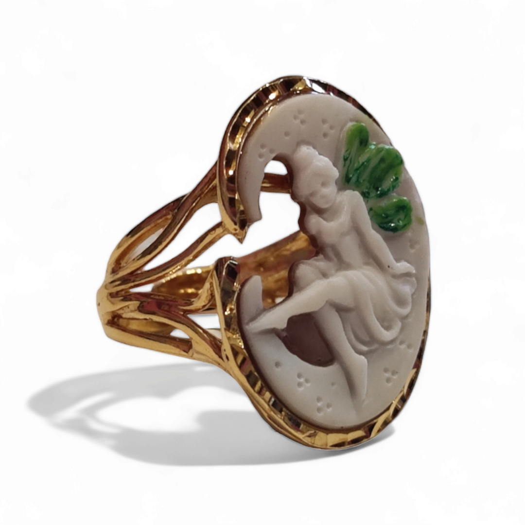 Anello fata luna in cammeo e montato su argento Lucia Vitiello Gioielli di Napoli