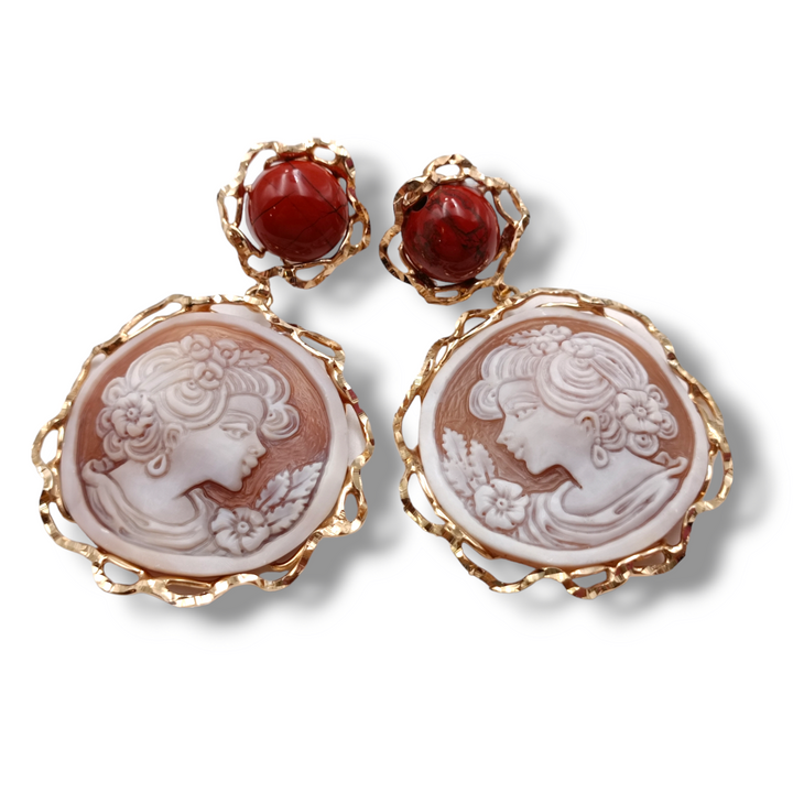 Round goddess earrings in cameo and mounted on silver