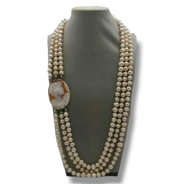 Collana dea in cammeo e perle montato su argento Lucia Vitiello Gioielli di Napoli