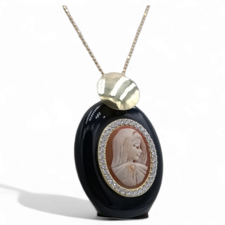 Collana ciondolo Madonnina in cammeo montato su agata