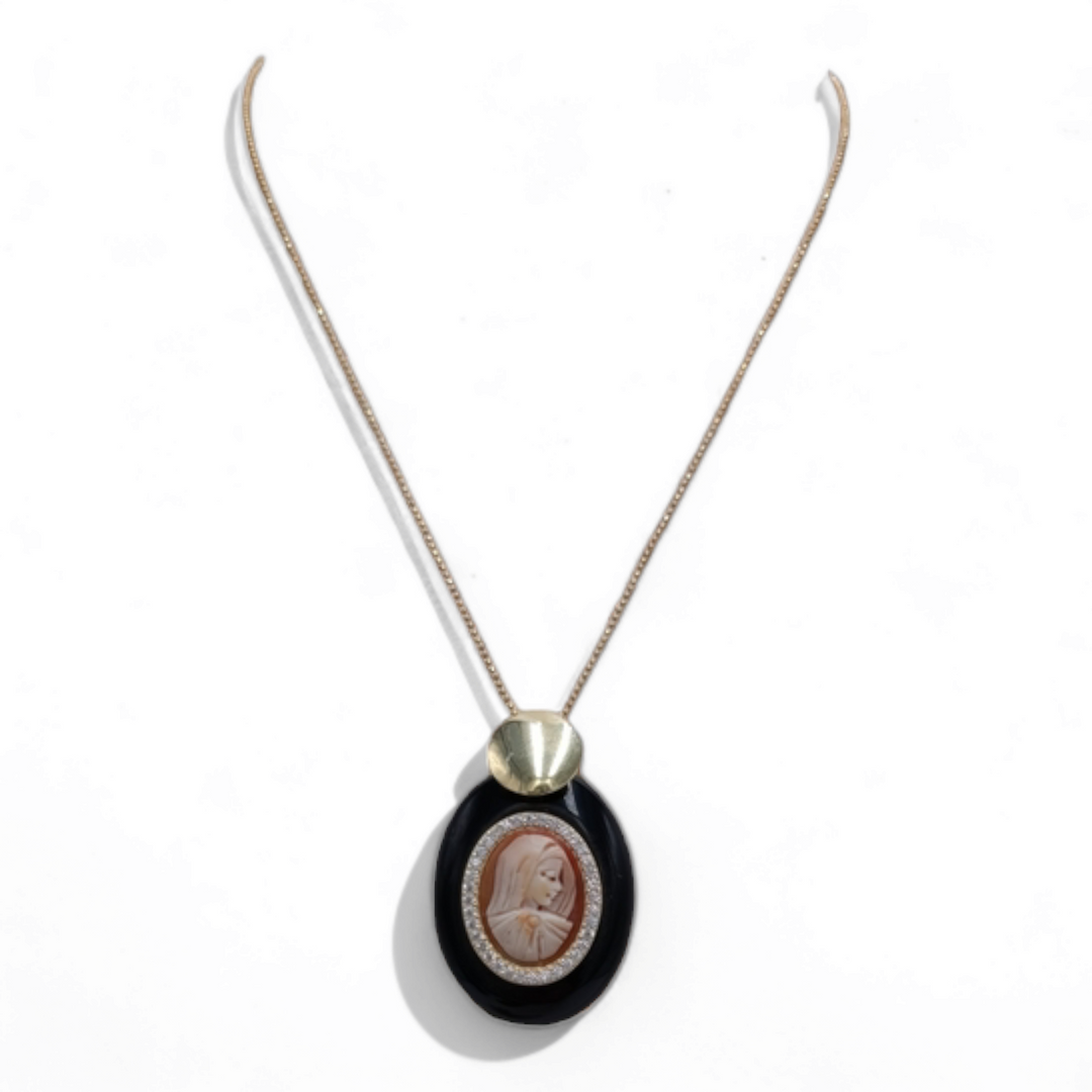 Collana ciondolo Madonnina in cammeo montato su agata