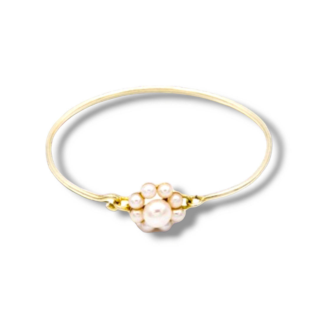 Bracciale fiore in perle montato su argento Lucia Vitiello Gioielli di Napoli