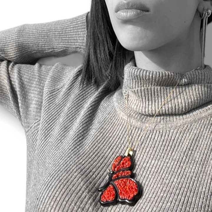 Collana farfalla in corallo montato su agata