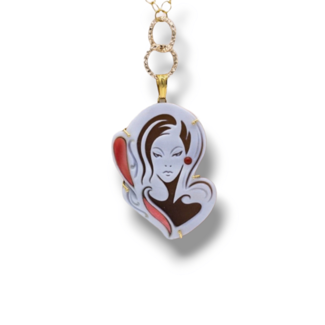 Collana ciondolo dea passione in cammeo montato su argento Lucia Vitiello Gioielli di Napoli