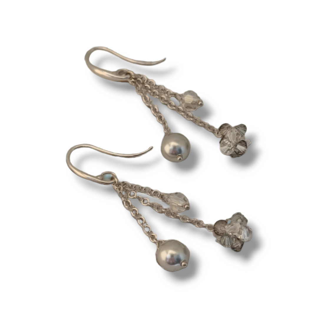 Orecchini su perle e swarovski