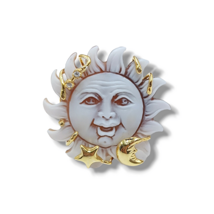 Anello sole in cammeo montato su argento