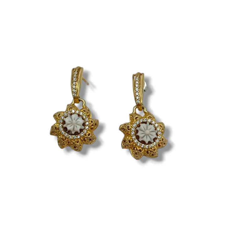 END OF COLLECTION - Cameo star earrings mounted on silver