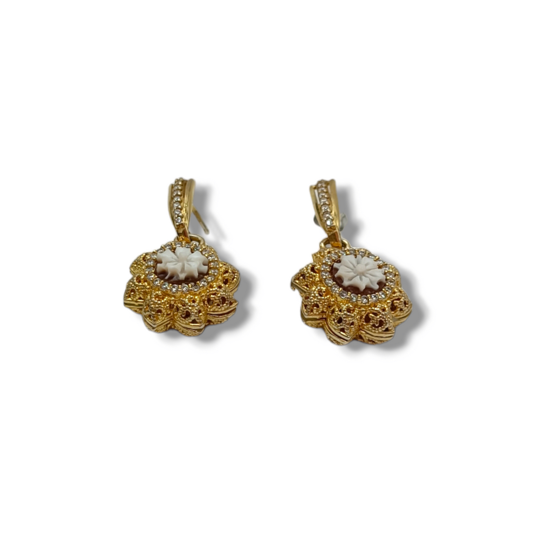 END OF COLLECTION - Cameo star earrings mounted on silver