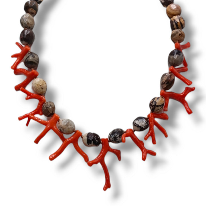 Collana sfere in wood jasper  e rametti di corallo montato su argento