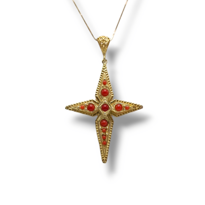 Collana croce in corallo montato su argento