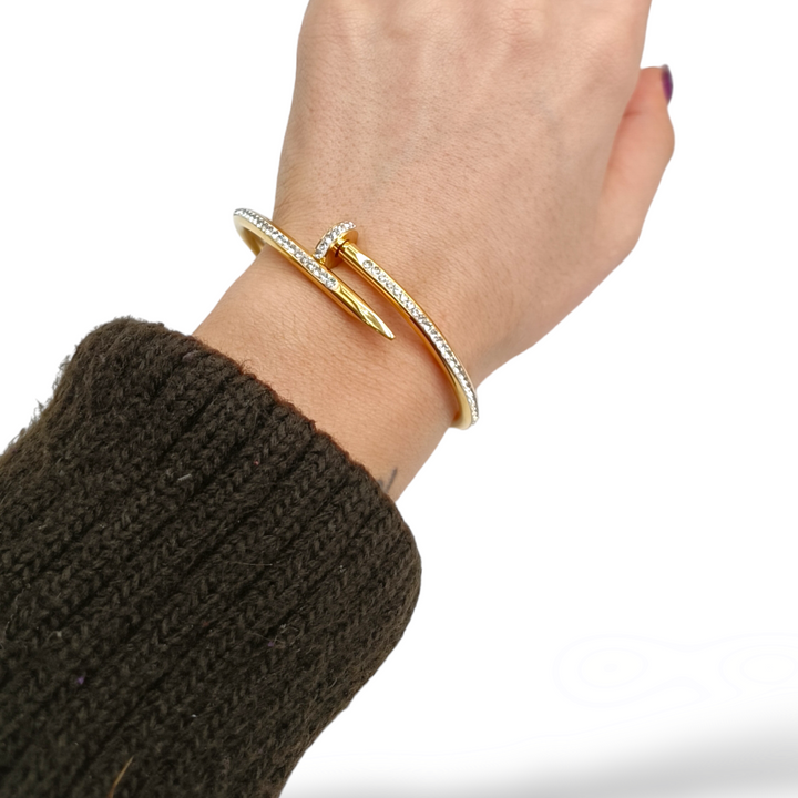 END OF COLLECTION - Zirconia nail bracelet mounted on steel