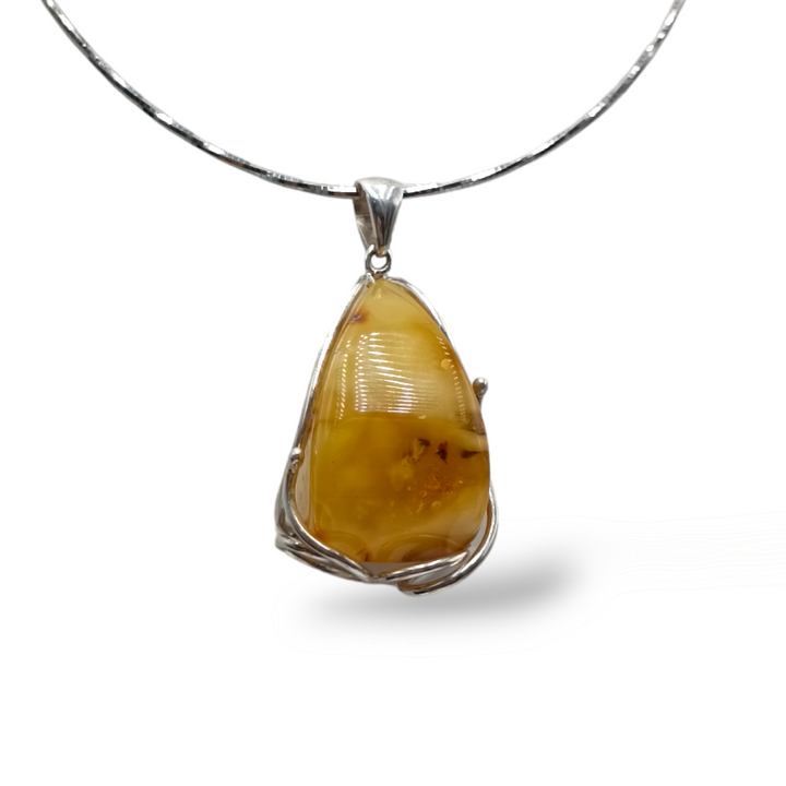 FINE COLLEZIONE - Collana su ambra vera