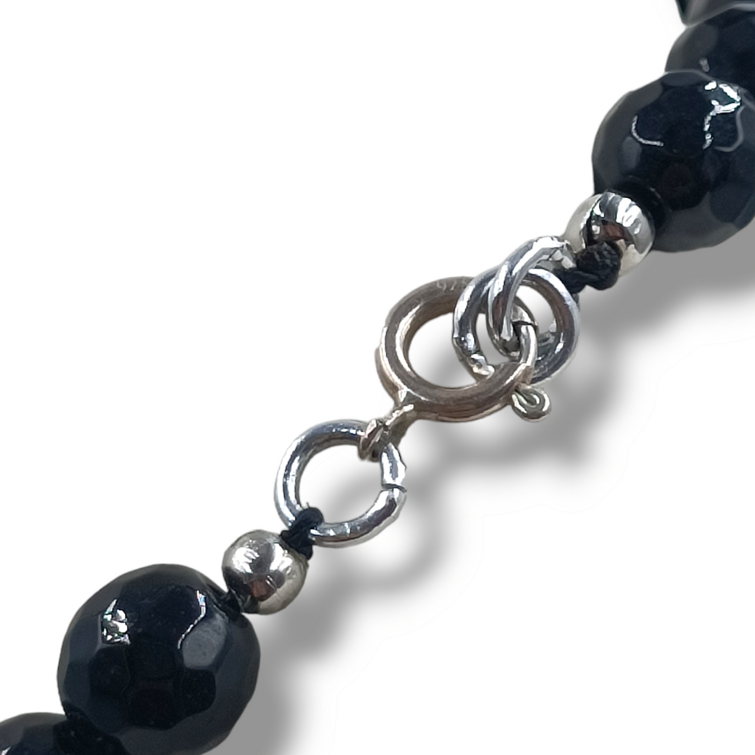 Collana ciondolo maschera napoletana in cammeo montato su agata e argento