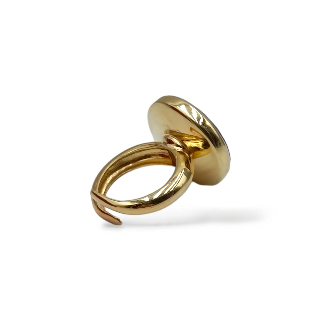 Cameo crown ring mounted on silver