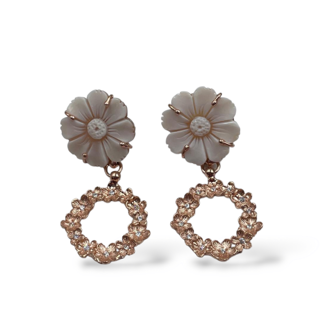 Cameo and zirconia flower earrings mounted on silver