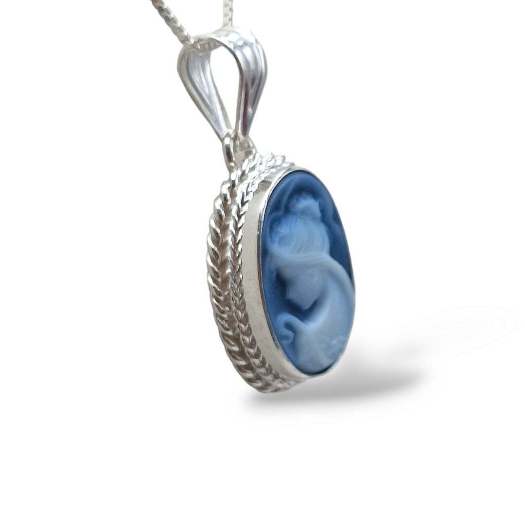 Agate Goddess Pendant Necklace Mounted on Silver