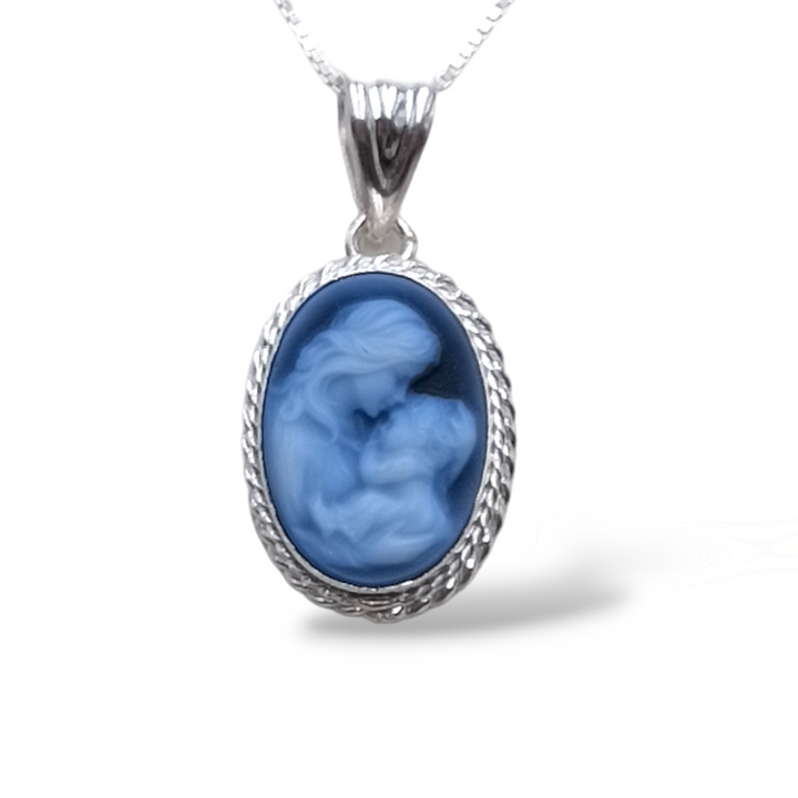 Blue agate maternity pendant mounted on silver