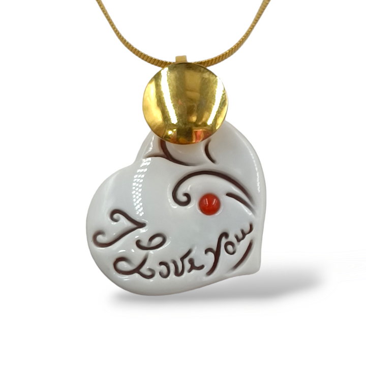 Ciondolo cuore in cammeo montato su argento