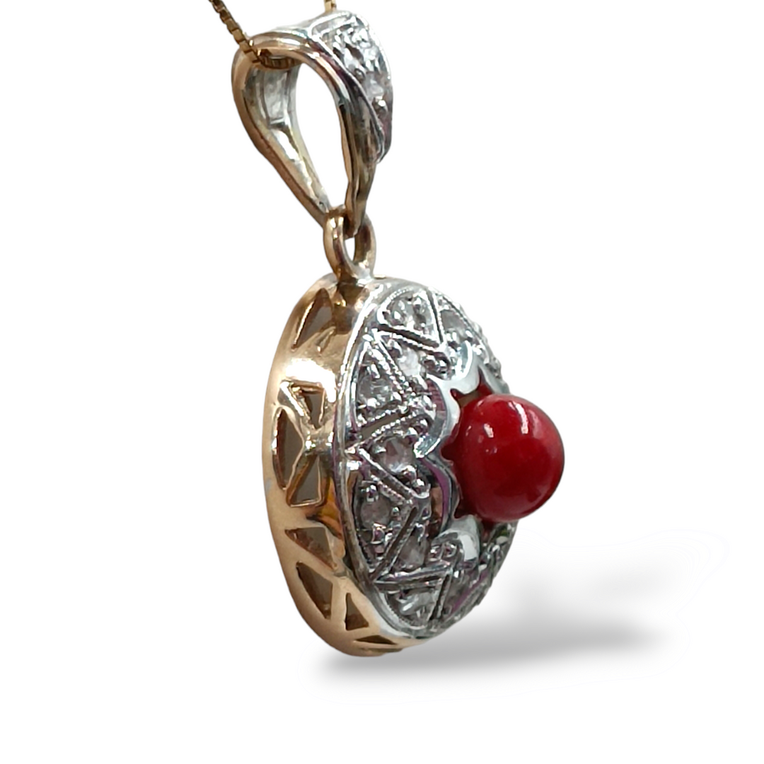 Collana regina in corallo montato su oro