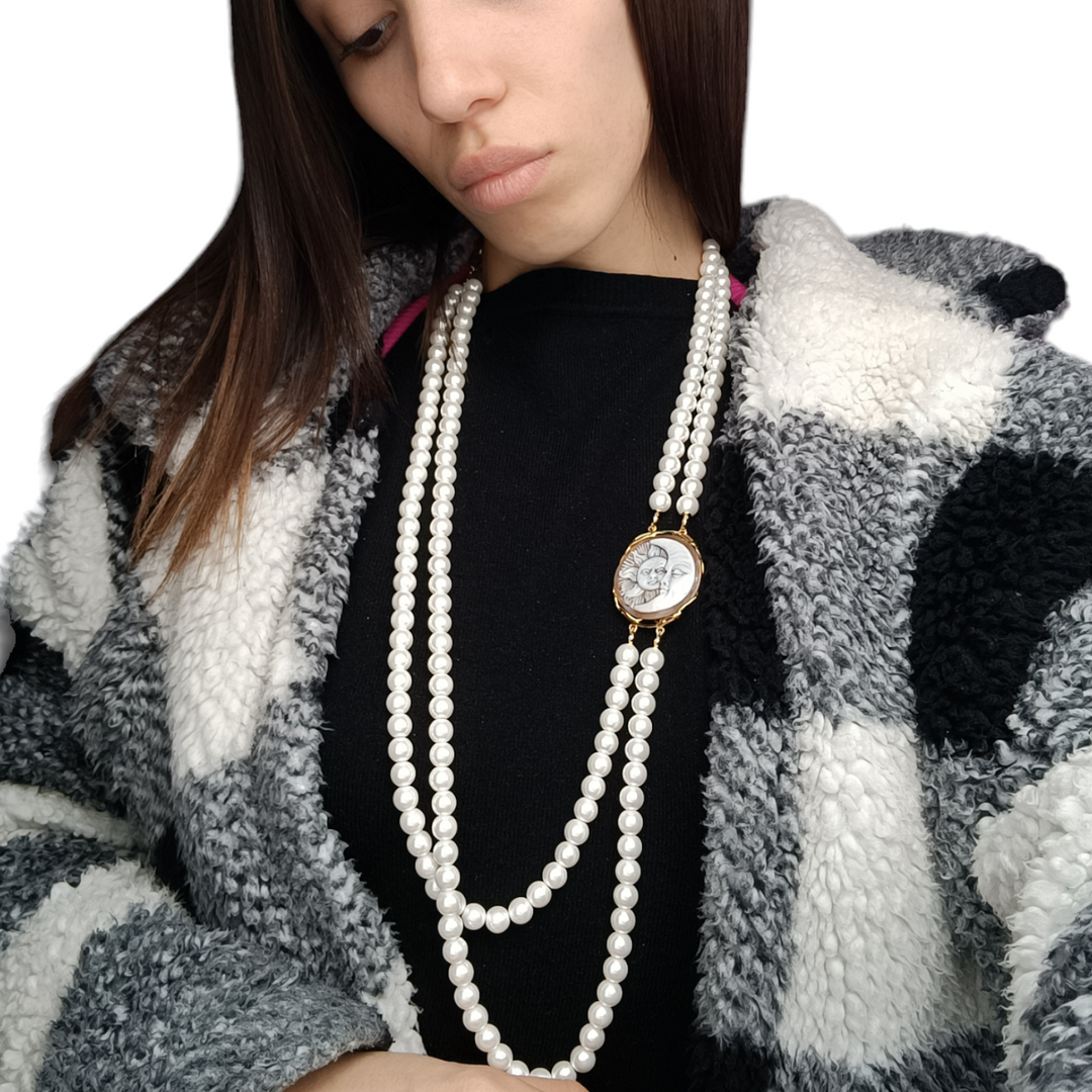 Collana sole luna su cammeo
